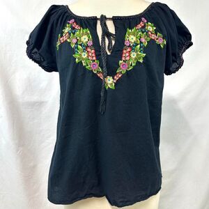 OLD NAVY Black Floral Embroidery Peasant Blouse Top Womens M Puff Sleeve Boho